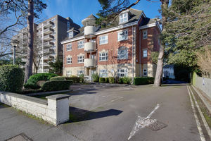 Front External- click for photo gallery